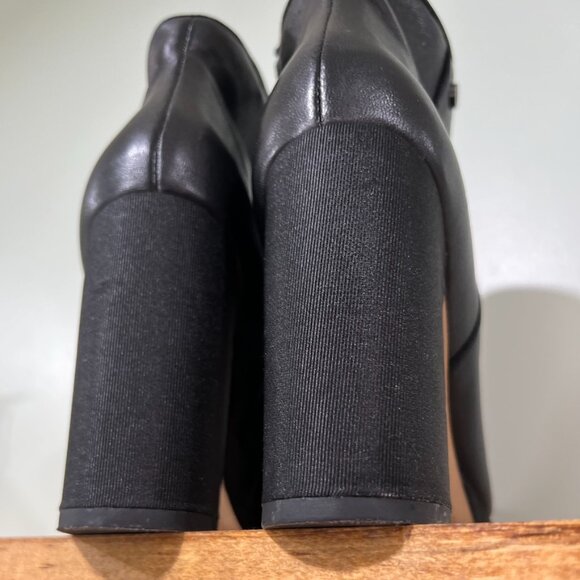 KARL LAGERFELD PARIS Lainey Boots Block-Heel Leather Booties 7M/37.5 B - Picture 4 of 13